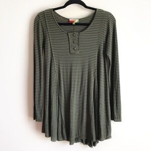 Fervour Green Striped Long Sleeve Top Size Small